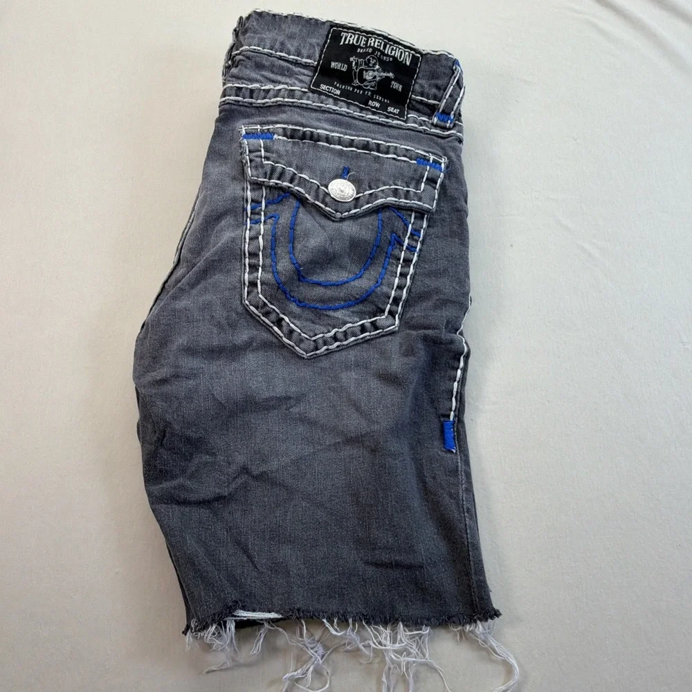 True Religion Men's Jean Shorts Ricky Relaxed Straight Size 34 Cut Off Dark Gray